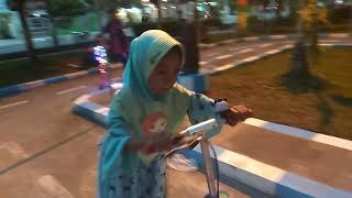 Sinta khusnaya main otoped sebelum makan steak bareng budhe dan mas Alfan