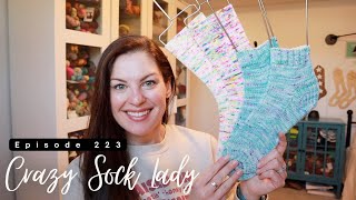 Episode 223 / Knitting + a very exciting life update!