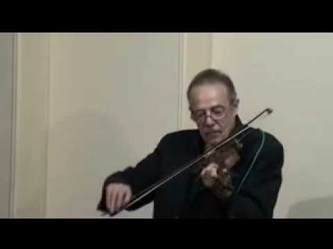 موسيقى اغنية فى يوم من الايام صولو كمان الفنان محمد فوزى صالون المنارة 1 4 2015