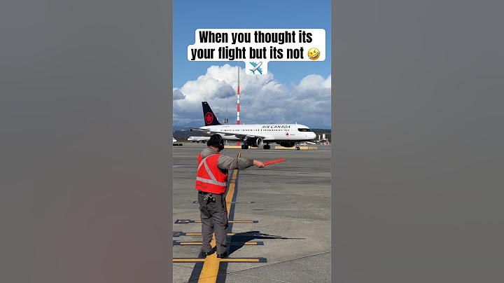 I love airplanes ✈️🤣😍 #funny #airport #aviation