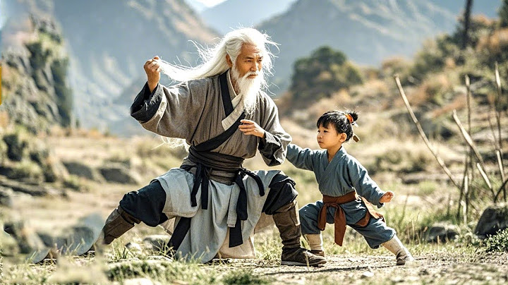 White-haired Master Saves Bullied Beggar, Trains Him in Top Kung Fu, Becoming the World's Greatest!
