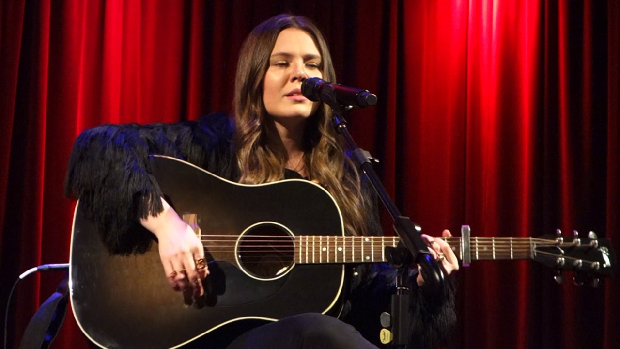 Jesse & Joy - Corre! (Acoustic) - Grammy Museum