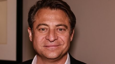 Alec Hogg talks Tesla and exponential thinking with Peter Diamandis