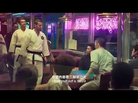 بروس لي ضد مدرب الكاراتيه الامريكي من فلم ايب مان