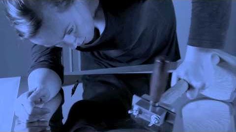 Tiina Kivinen at Bronda November 2012.mov