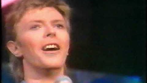 David Bowie - Marc Bolan TV Show (UK) - HEROES + JAM WITH BOLAN - 05 September 1977