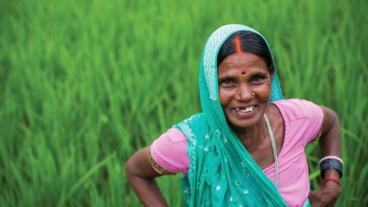 garden hacks for weeds the Female-Face of Farming