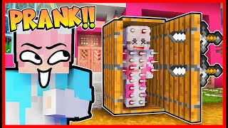 Prank Momon  Kali Ini Dengan Senjata2 Aneh2  Momon Stress  Feat sapipurba Minecraft