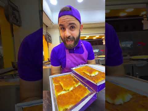 بقولك خصم50 النص كيلو كنافه عليه كمان نص هديه من كنافه وبسبوسه