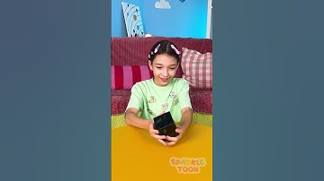 🦋 Colorful Butterflies 🌈 A Fun Way To Learn Colors! 😀 #WowCube