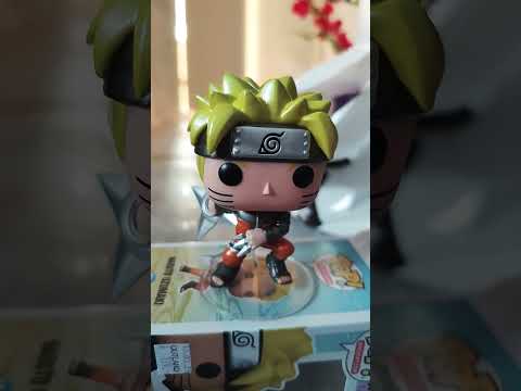 showcasing the Naruto uzumaki chase funko pop!