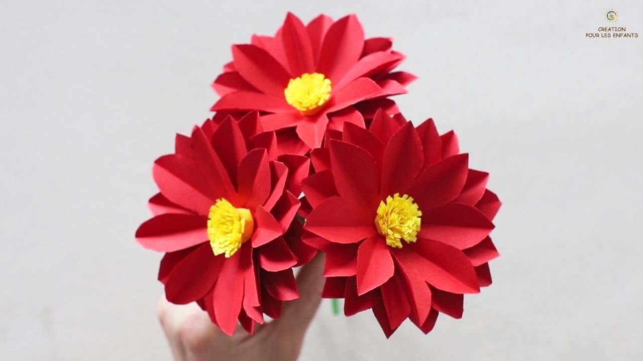 Fleurs en papier. Comment faire des fleurs en papier faciles? How to make easy paper flowers?