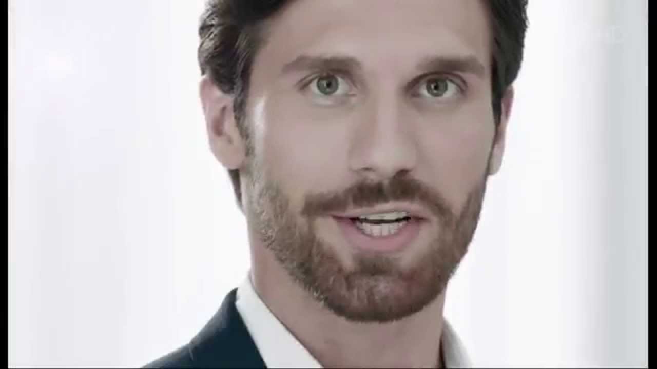 Реклама Самсунг Eco Bubble - Не стирает а отстирывает