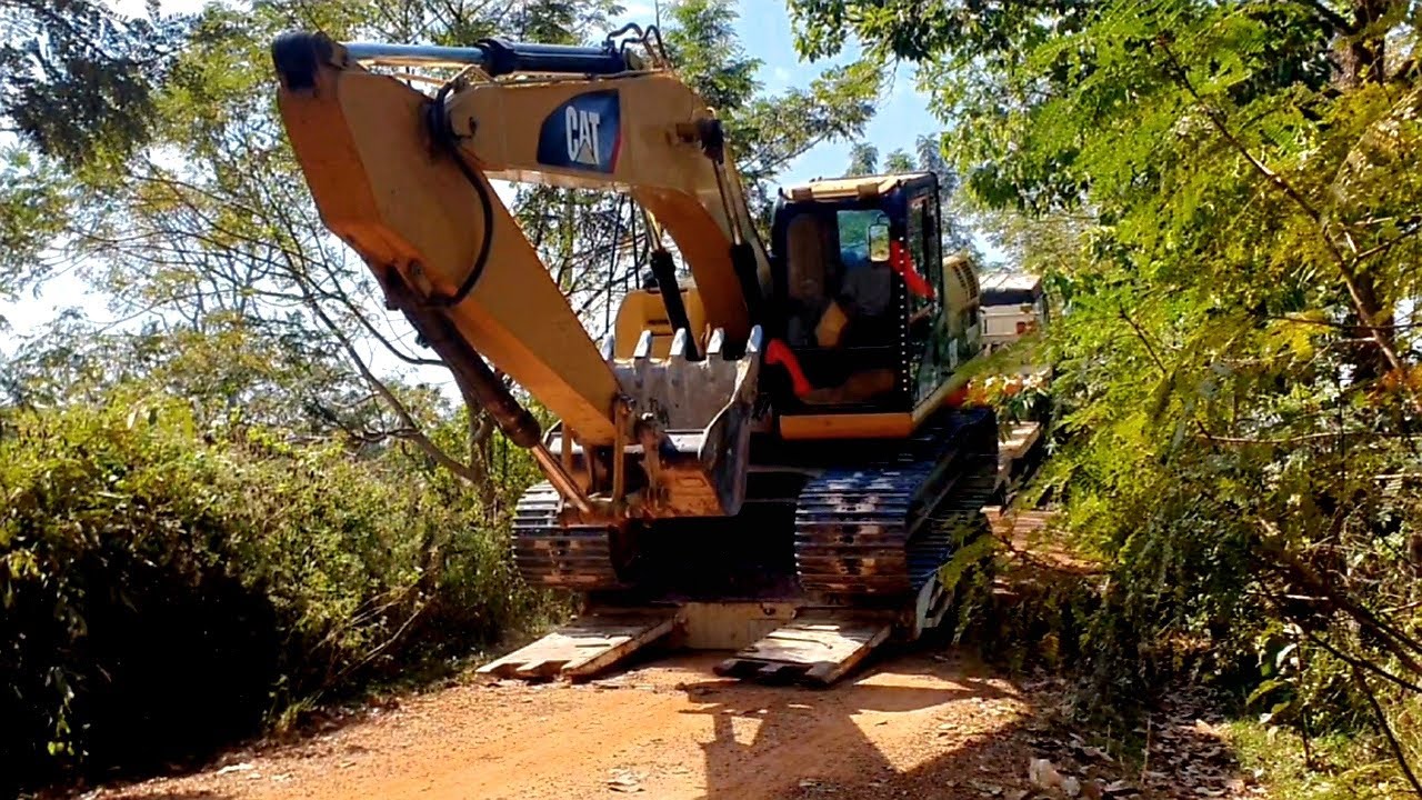 CAT 320D proves its capability under real job conditions