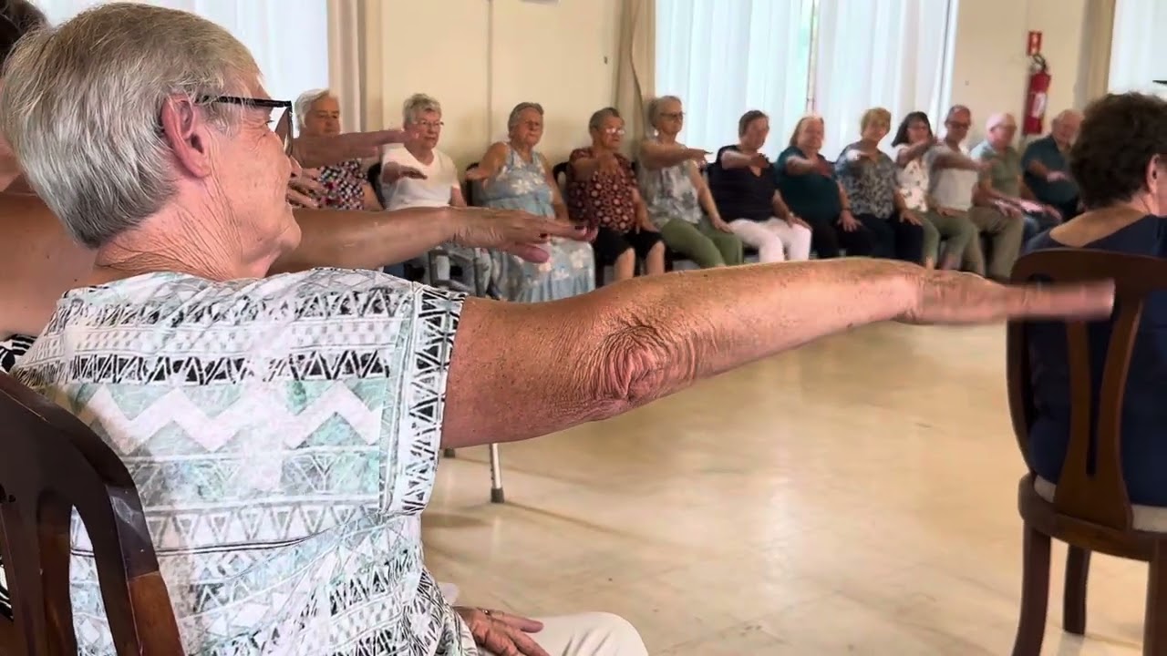 Sitztanz 2 Seniorenkreis Witmarsum 5. März 2025