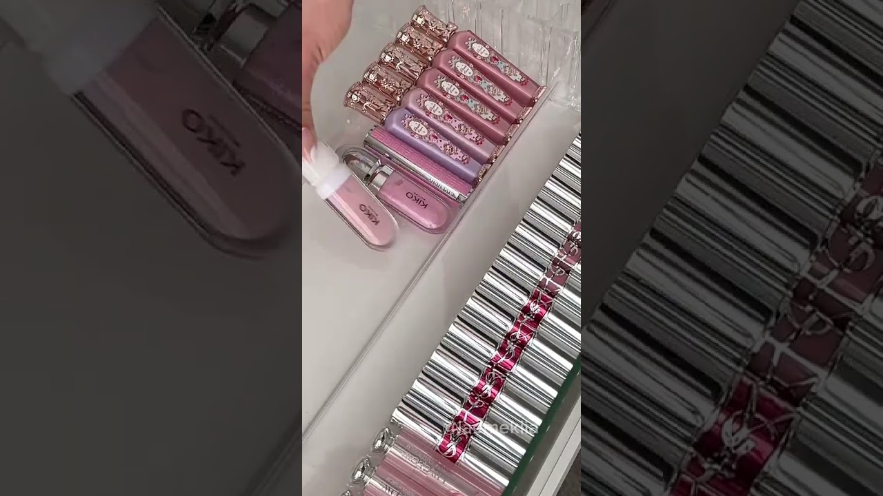 lipstick organizer 🌊👄💄 