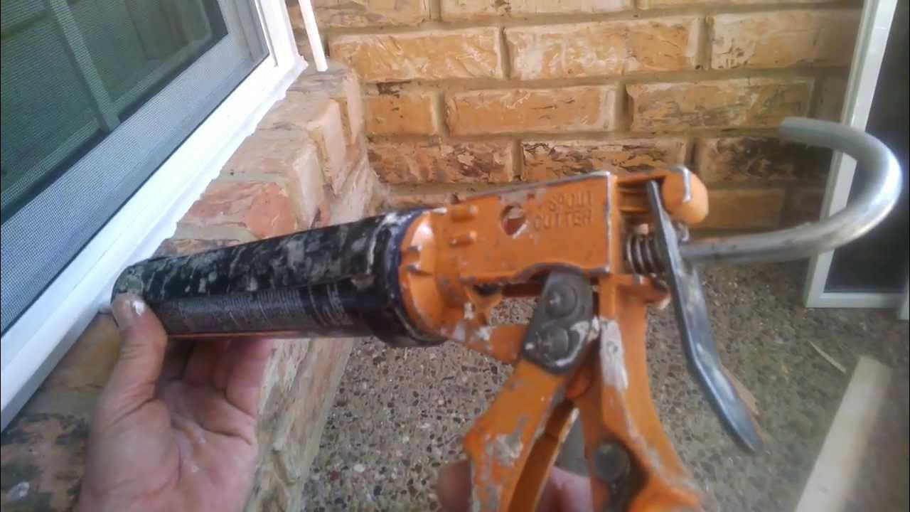 How to run a professional looking caulk bead on vinyl replacement