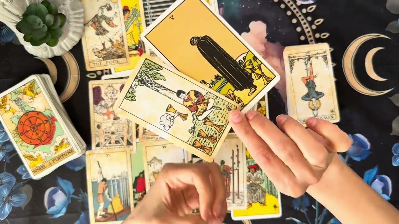 LEO ♌️ April Monthly 2025 | General & Financial Tarot Reading