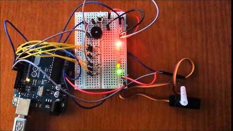 Proyecto arduino Intersección con semáforos y barrera