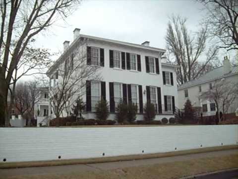 Riverside Drive Homes in Covington, Ky