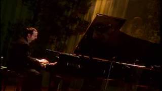 Video thumbnail of "Kevin Kern - The Enchanted Garden"