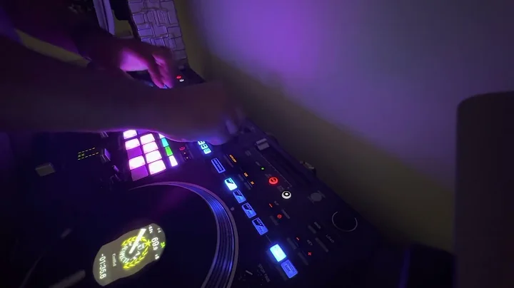 EST Gee ft Moneybagg Yo - Special Remix (Slow’d N Throw’d)