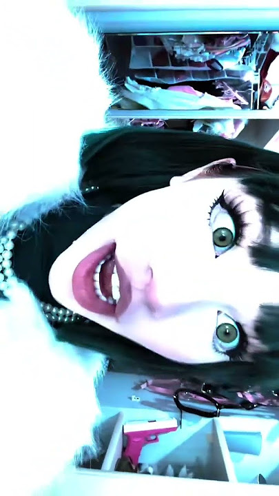 Alice Delish Sonrisa