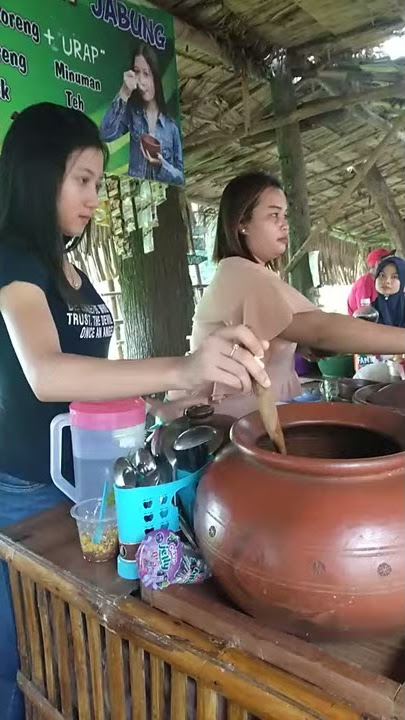 Cewek cantik jual cendol dawet