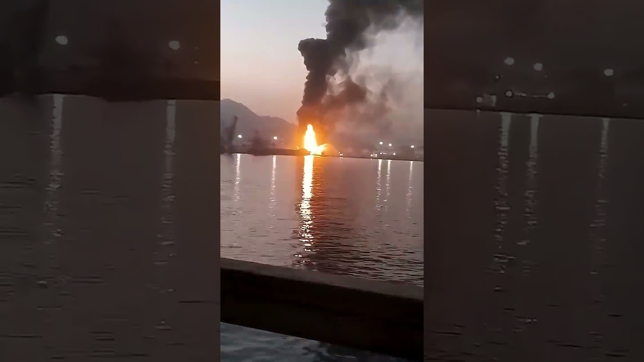 Iran Strikes UAE's Fujairah Oil Terminal in Latest Attacks