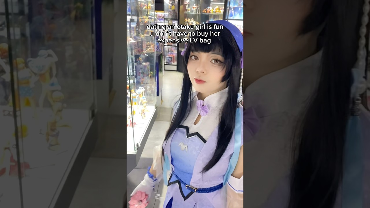 Buy her expensive figures also Gundam instead 😍🥰#relateable #otaku #weeb #anime #cosplay #gundam