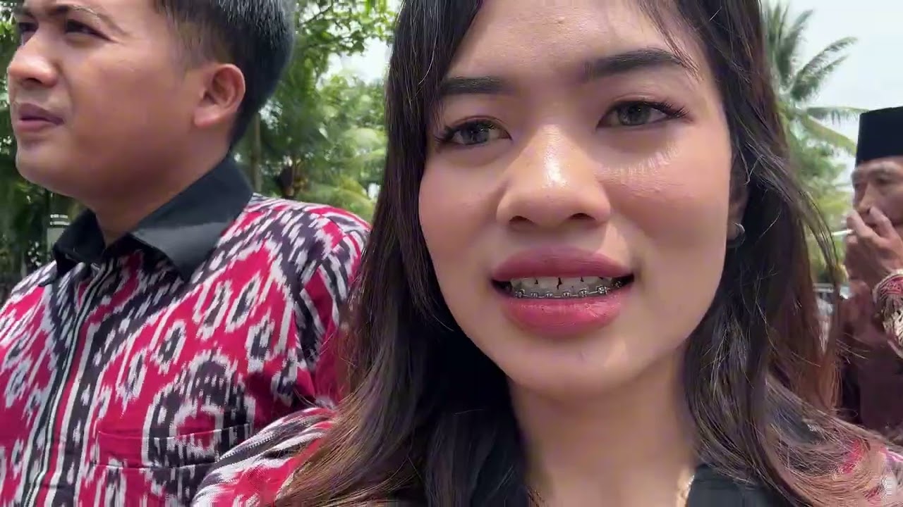 Vlog kondangan with bapak ayis