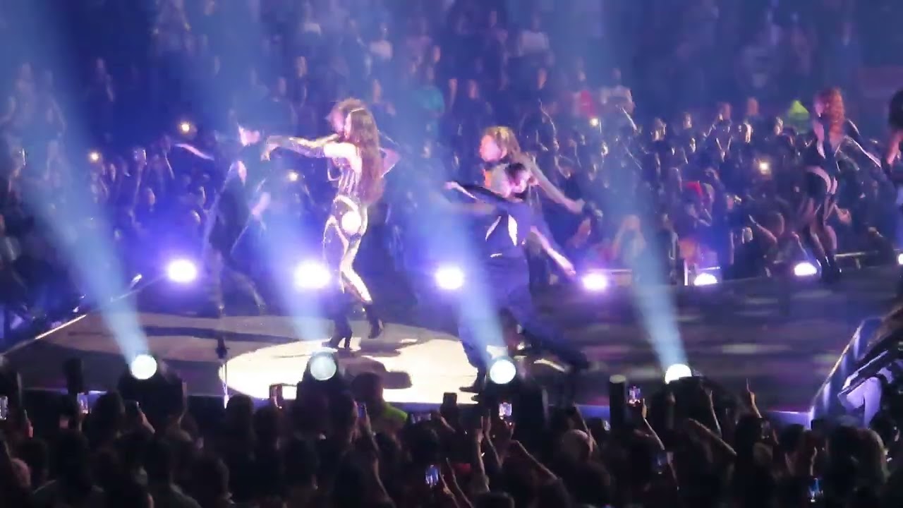 Dua Lipa - Levitating - ScotiaBank Arena Toronto July 27 2022