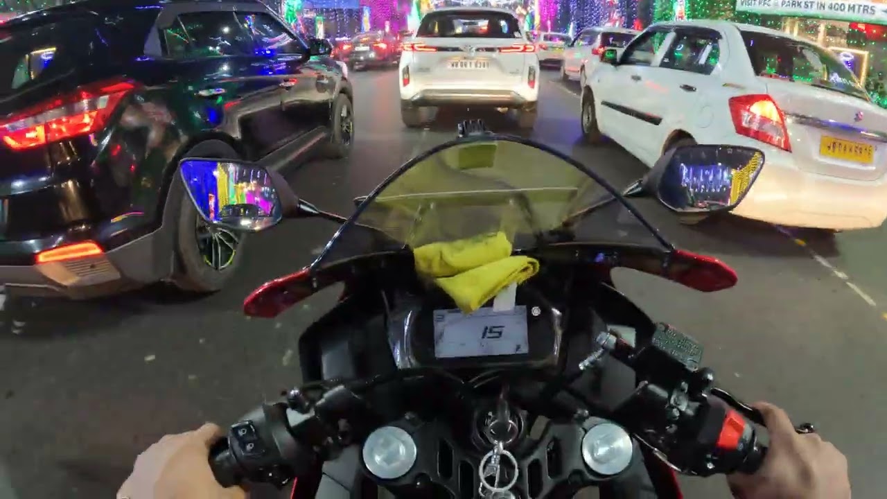 Kolkata Christmas Festival, held every December in on Park Street | enjoy the view