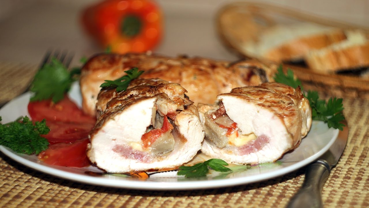 Курица фаршированная сыром в духовке