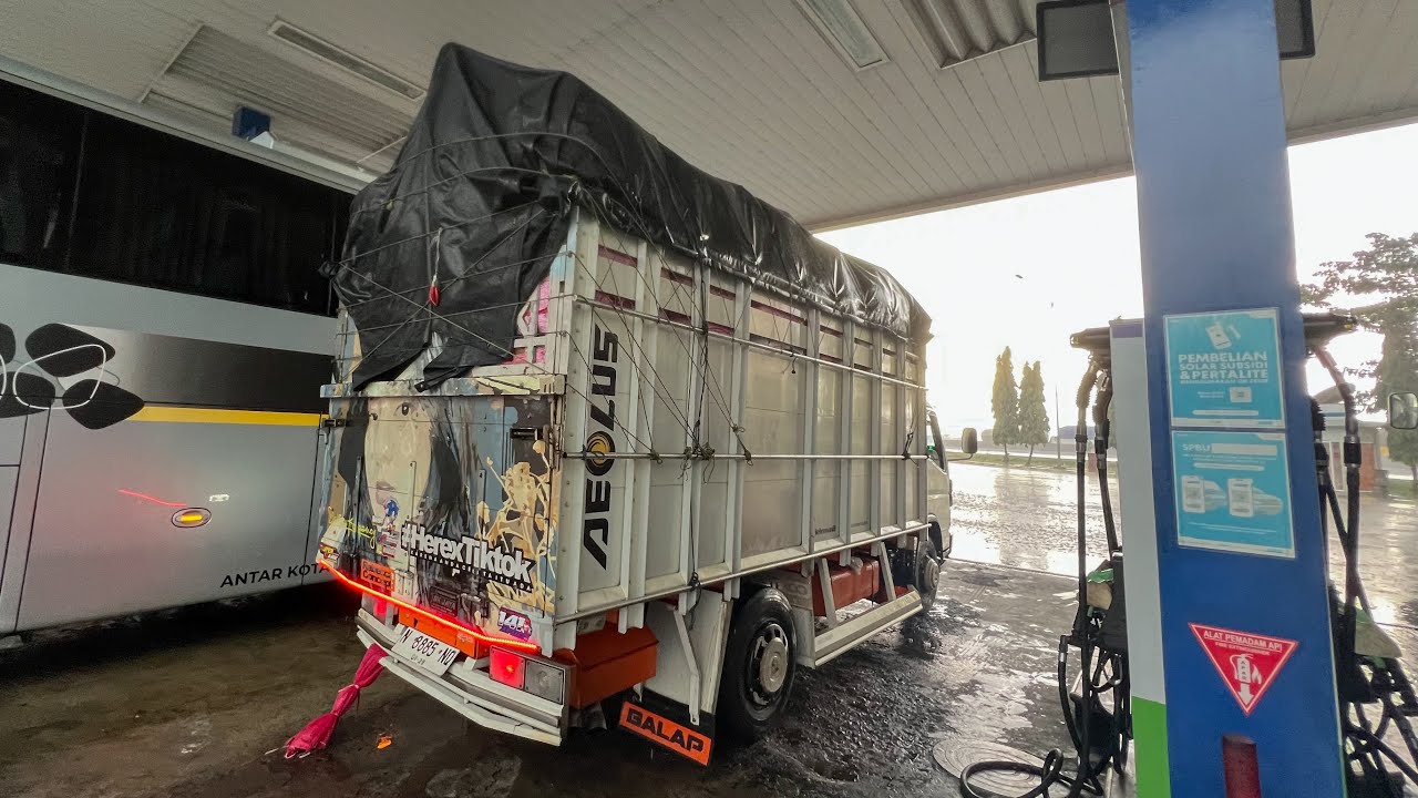 Terabas derasnya hujan ‼️ Trip raw1t 6 ton dipaksa ngebuttt 😭 (Part 1) 