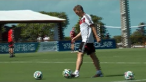 DFB-Team trainiert ohne Boateng und Hummels