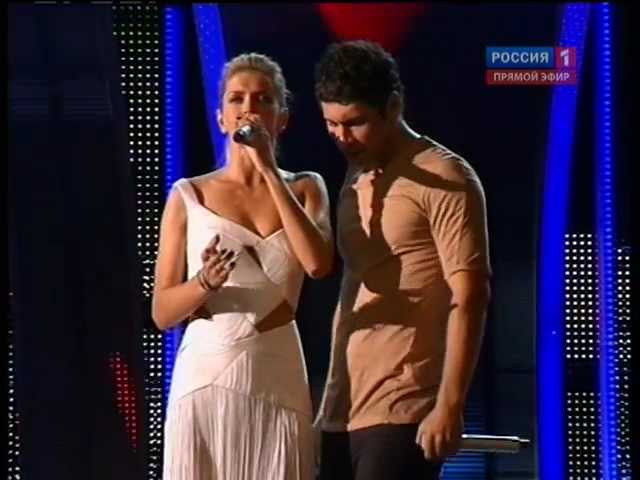 Вера Брежнева и Dan Balan - Лепестками Слёз (Новая Волна 2011) class=