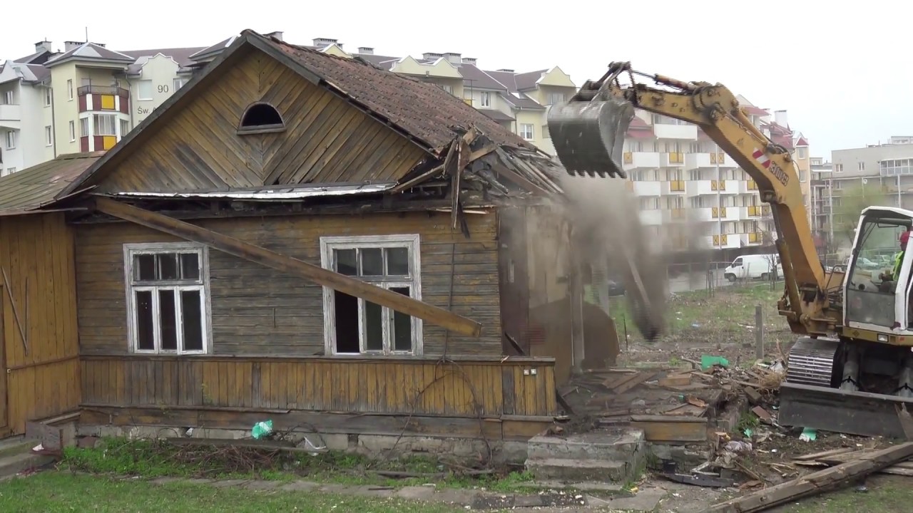 Wyburzanie domu przy ul. Popiełuszki pod Trasę Niepodległości w Białymstoku  12-14.04.2017