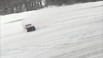 Traxxas slash 4x4 snow bash 4s
