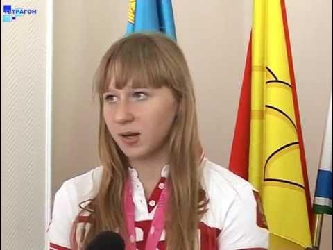Тяжелоатлетка Петрова Анастасия