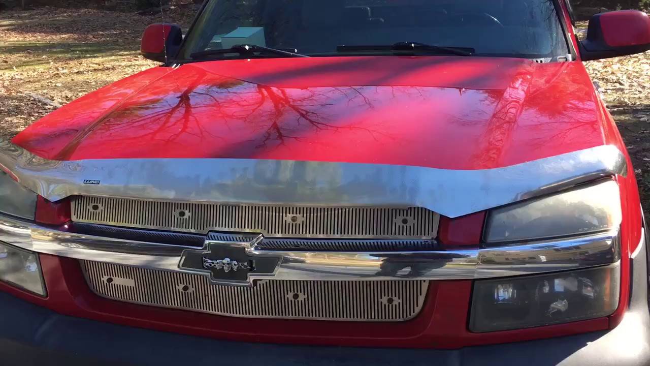 How to open a Chevy Avalanche hood. YouTube