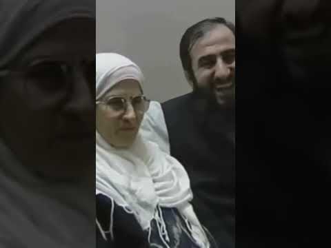 ماموستا کریکار لەگەل دایکی بەرێزیان