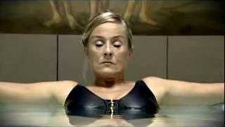 Woman Farts In Pool 