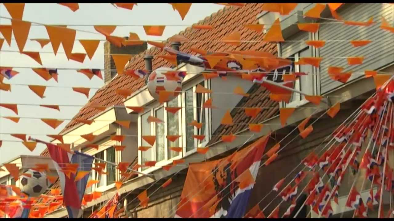 Rooie Poet kleurt oranje