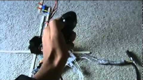 Robot arm controlled by Arduino and wii Nunchuck.