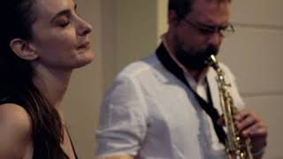 "Bye, Bye Blackbird" (Henderson/Dixon) // ONE PLUS ONE (Live)