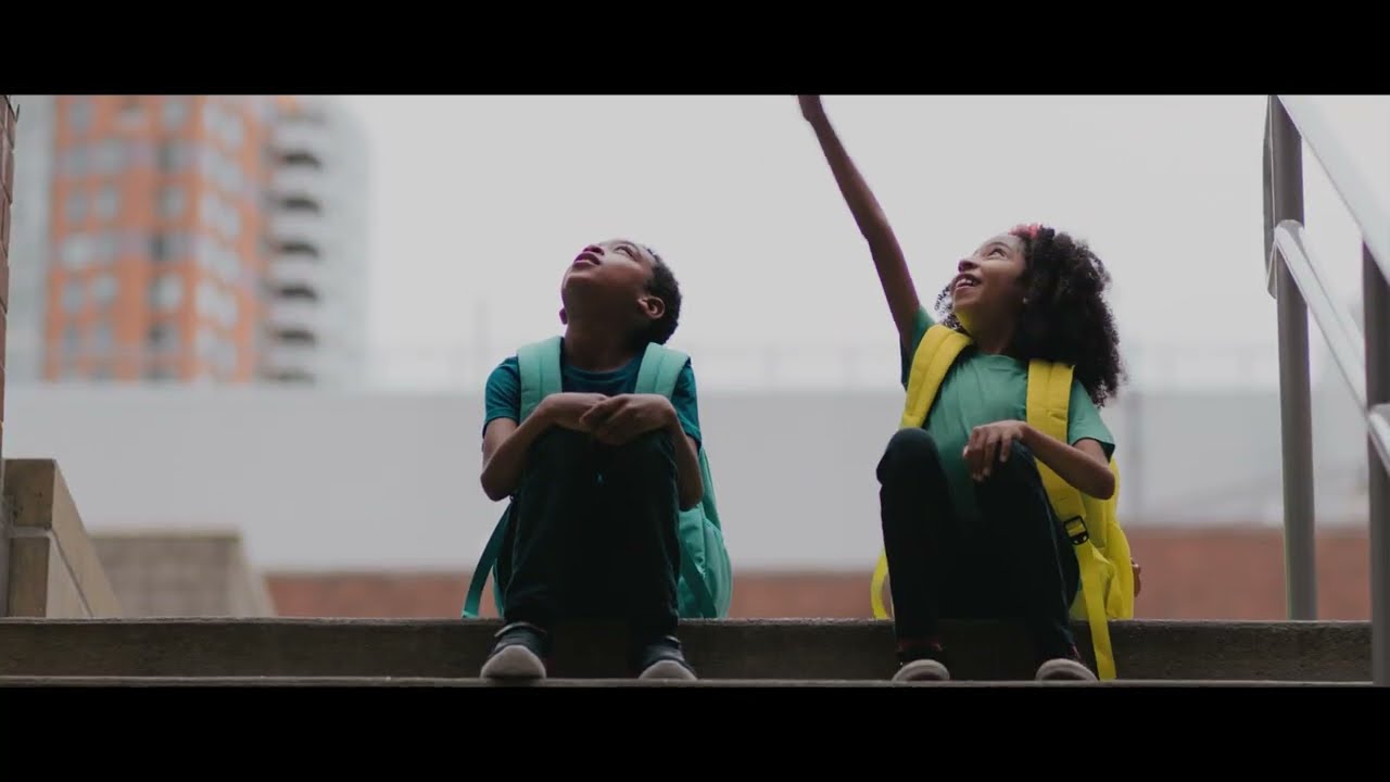 Dis moi ta ville en poésie avec l'Ecole  Elémentaire Albert Camus de MONTEREAU