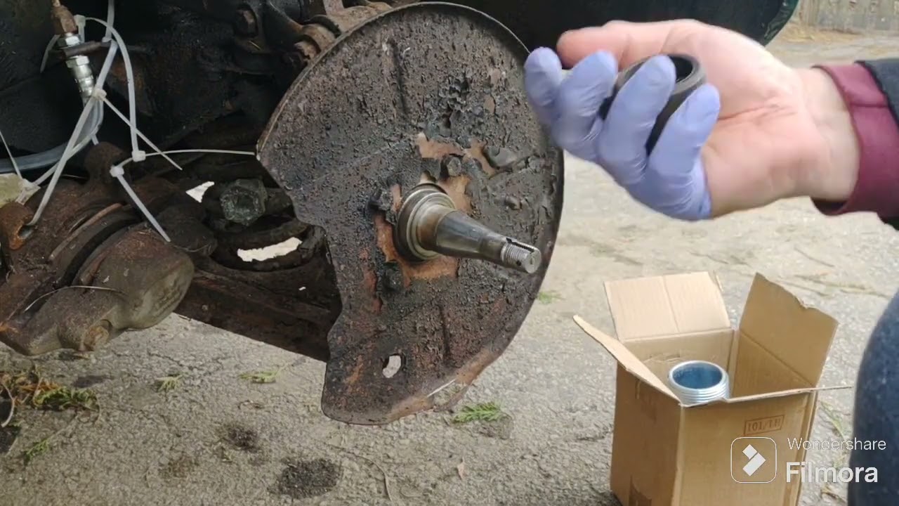 MGB front hubs bearings shims rotor detailed vid pt. 4/4