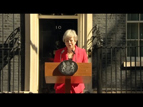 تيريزا ماي تودع منصبها باكية بعد فشلها بتنفيذ بركسيت