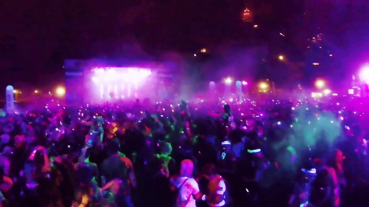 Sydney Color Run Night 2016